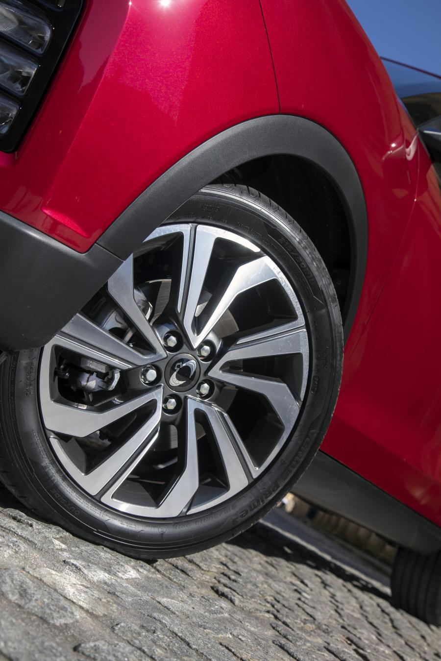 Колеса SsangYong Tivoli Ultimate 2020 года  (UK) (фото 39 из 63)